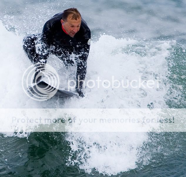 Surfers-4.jpg